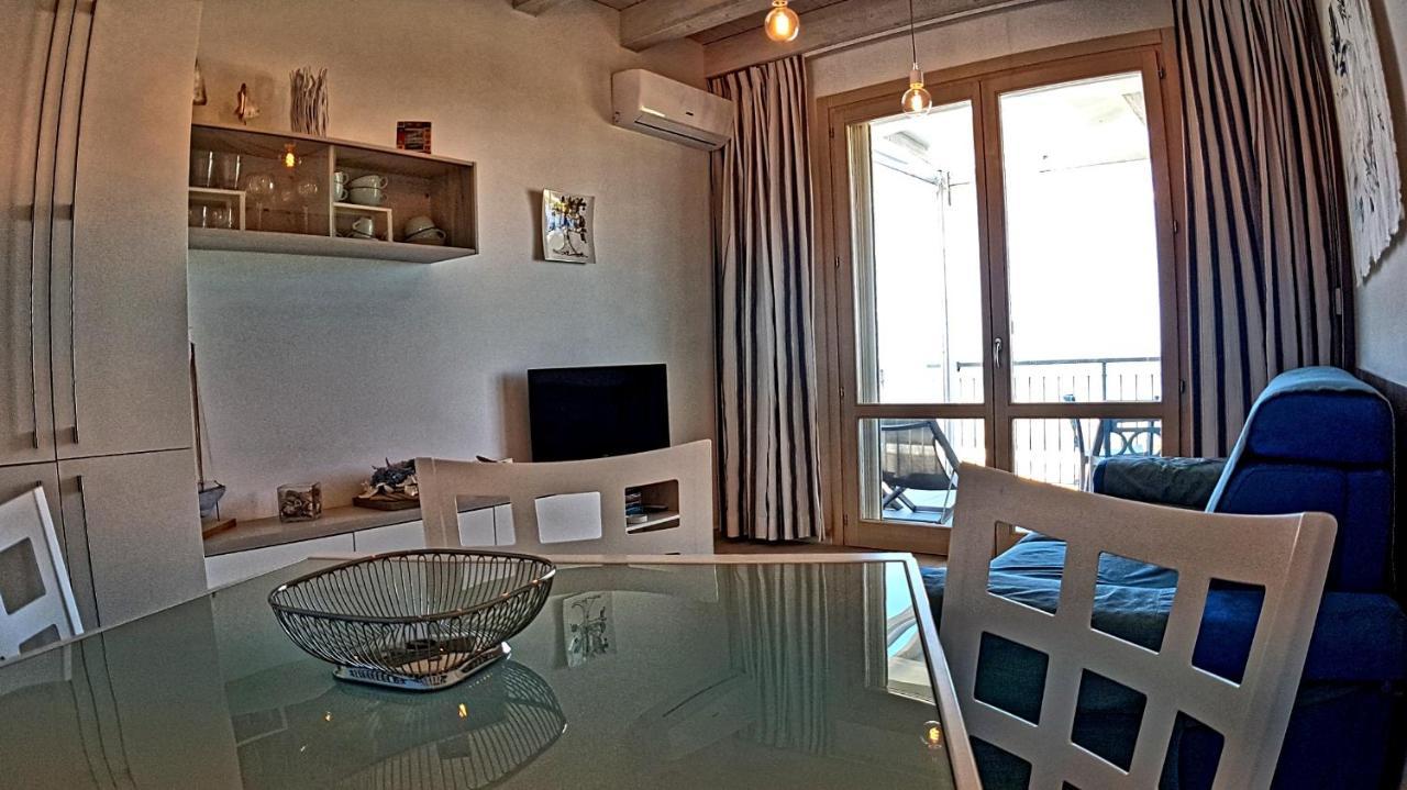 Asinaro Residence - Fronte Mare Calabernardo Esterno foto